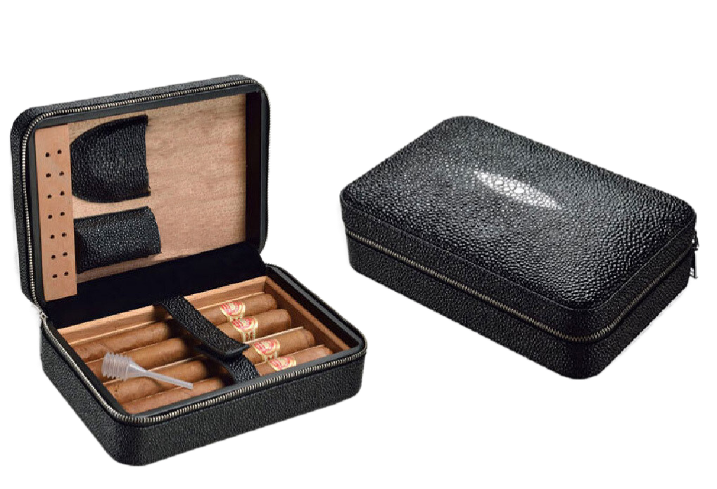 Shiny Black 4 Stick Travel Humidor Set With Cutter and Lighter