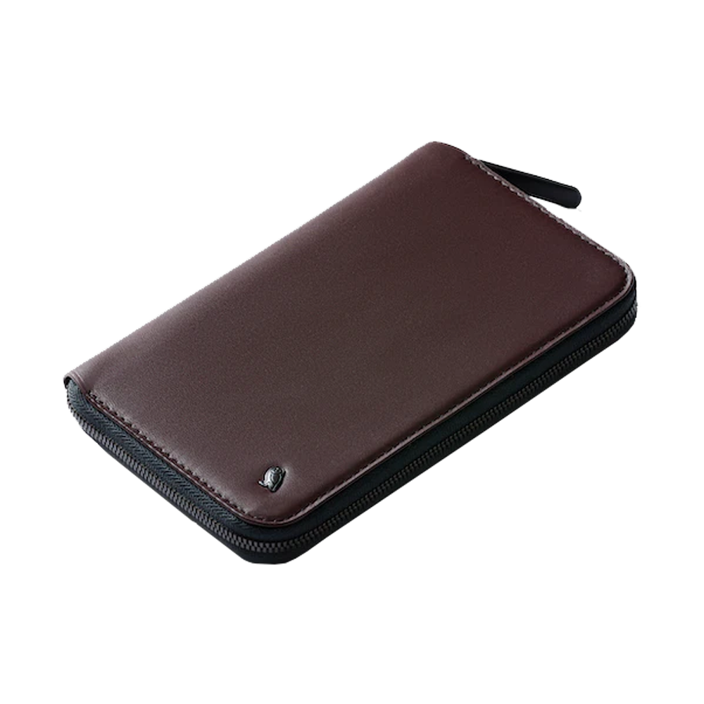 Bellroy Travel Folio Second Edition Deep Plum